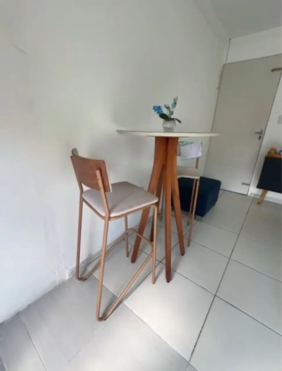 Excelente Sala em Casa Amarela no Térreo 