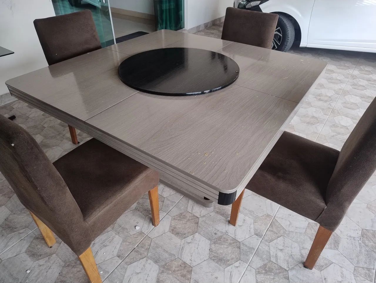 MESA GIRATÓRIA EM MDF COM 4 CADEIRAS  - Foto 4