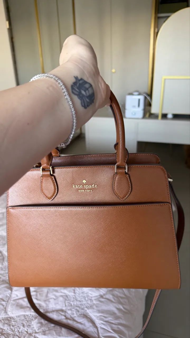 Vendo Bolsa Kate Spade de couro semi nova . - Foto 2