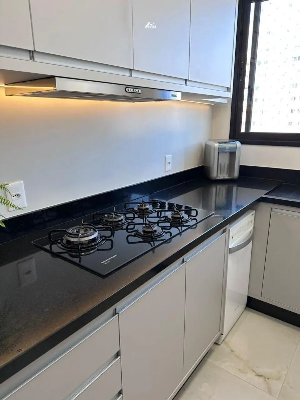 Apartamento mobiliado, 3 dormitórios centro Itajaí - Foto 5