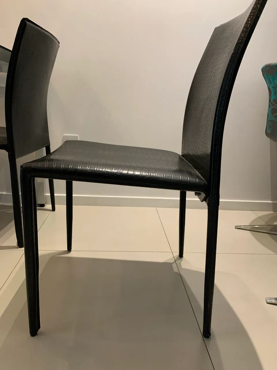 Mesa com 4 cadeiras  - Foto 4