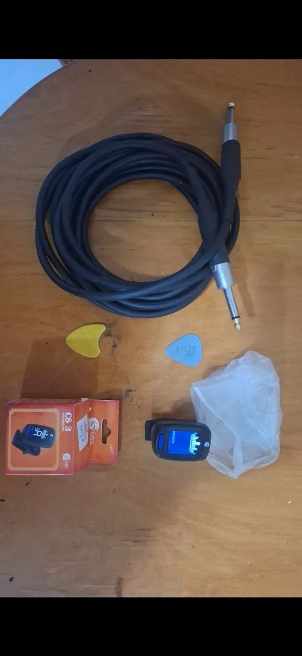 Vendo cavaquinho captado py. - Foto 2