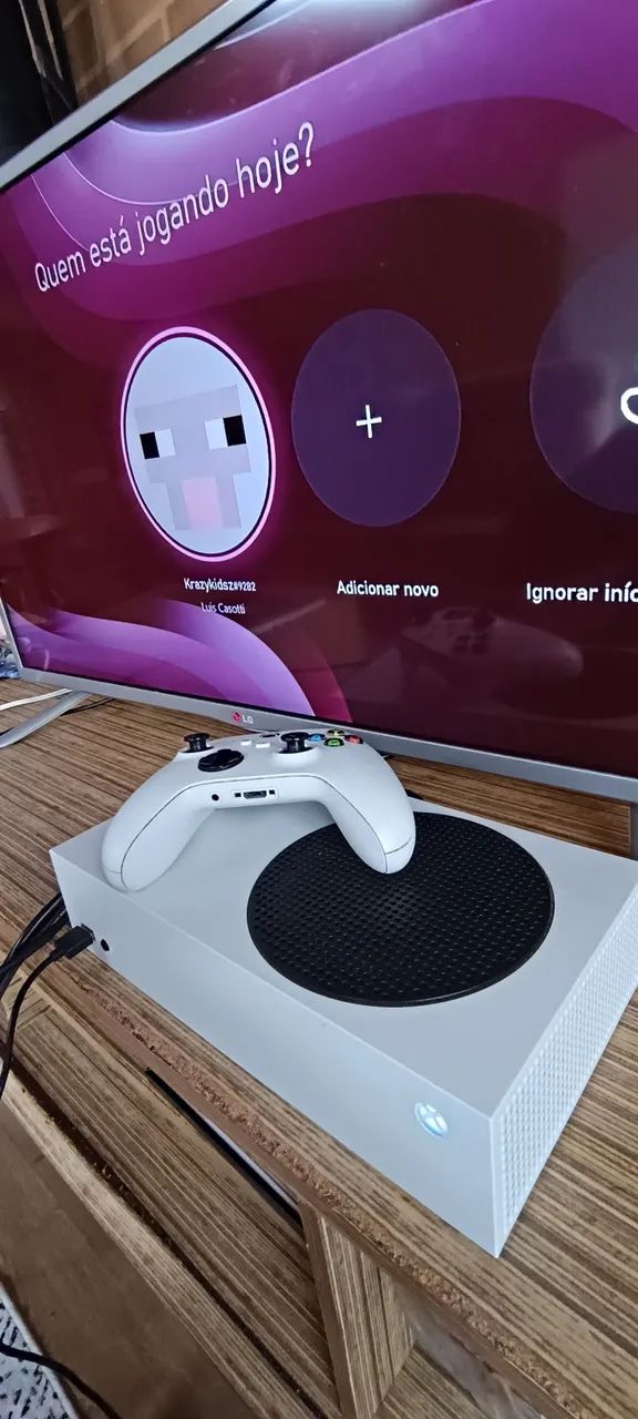 Xbox series S com controle 