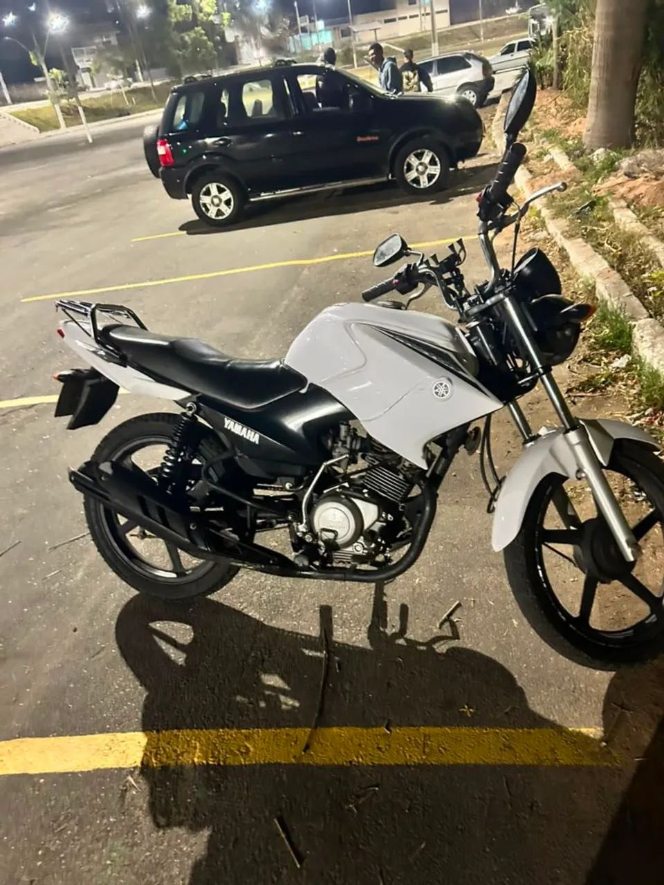 Vendo factor 125 carburada ano 2015 - Foto 4
