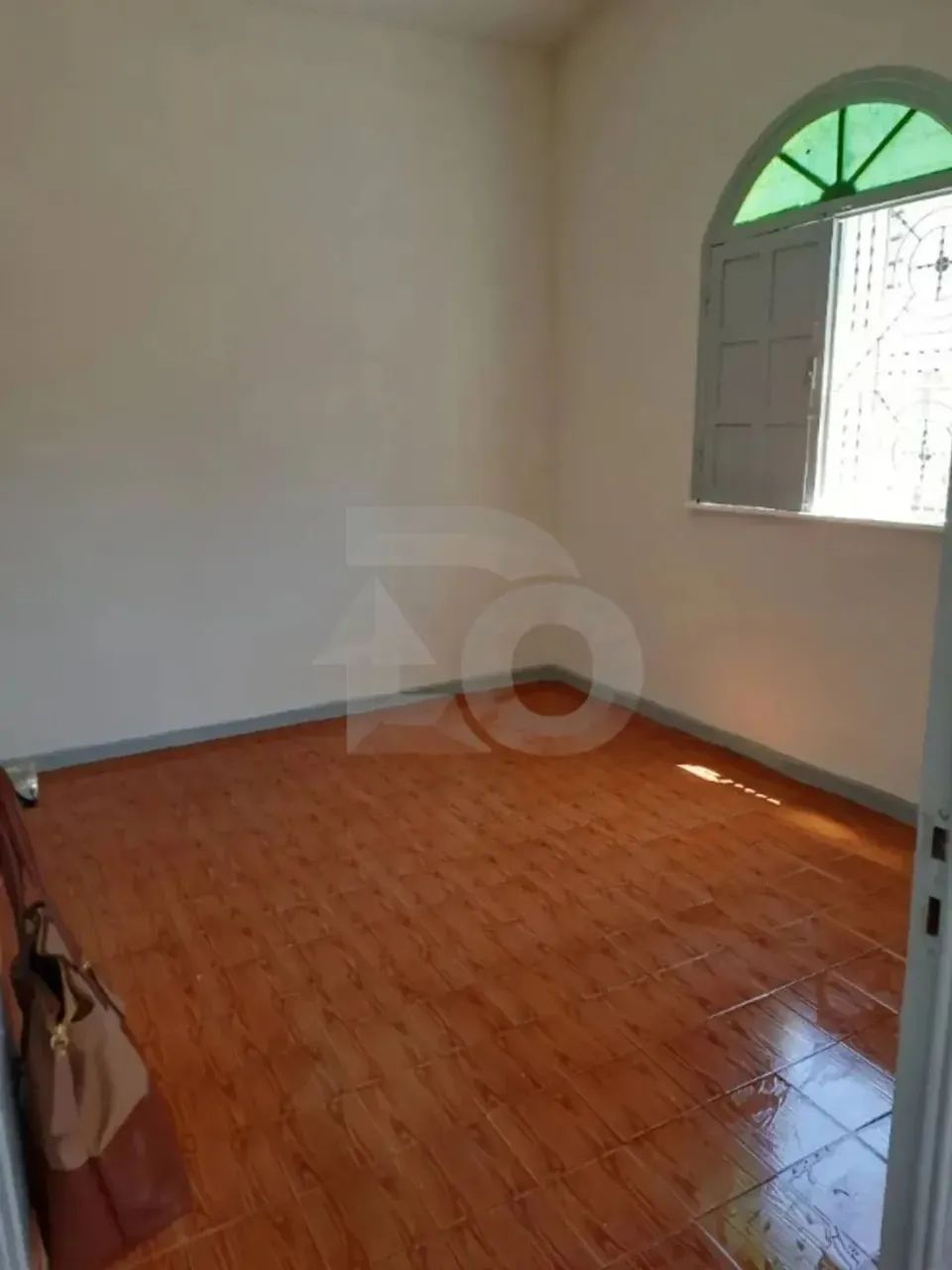 Casa à Venda no Bairro Centro com 2 Banheiros e Garagem - Foto 3