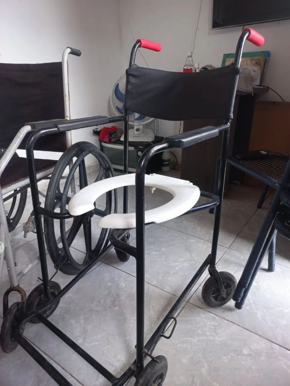 Cadeira de banho  - Foto 3