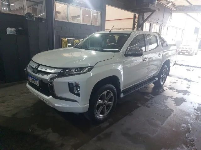 Mitsubishi L200 2022