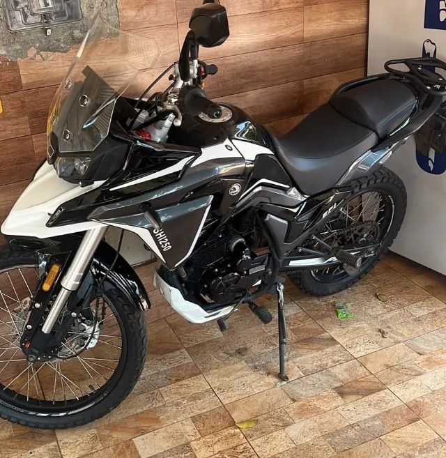 SHI 250 2025/2026 - PRATICAMENTE ZERO! - Foto 3