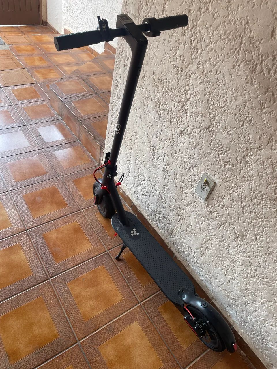 Patinete elétrica pra vender logo 