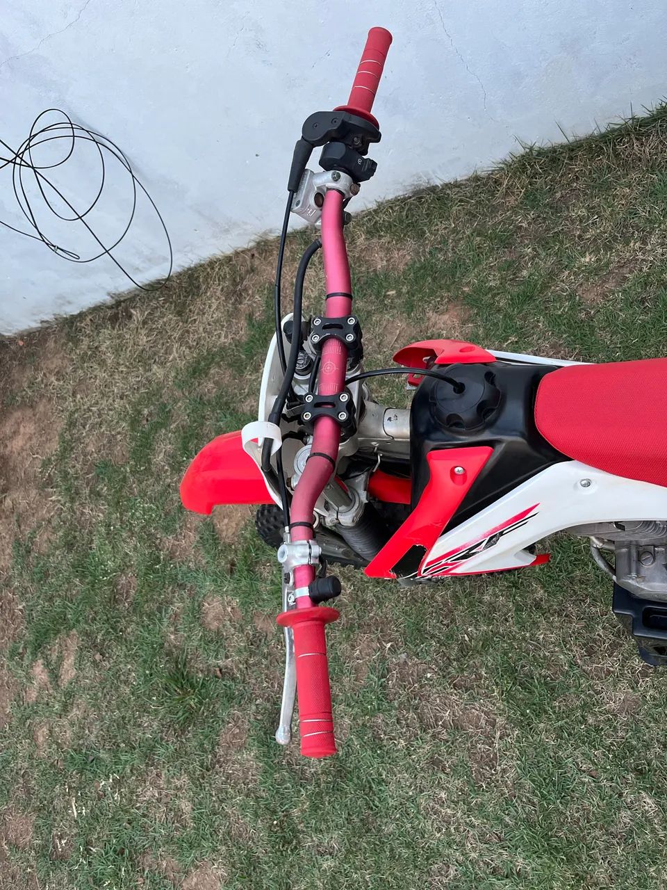 XR 200R com roupa CRf230 - Foto 3