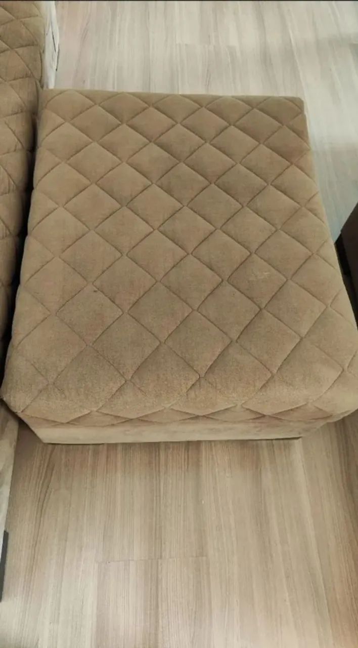 Sofá Marrom com Detalhes  - Foto 4