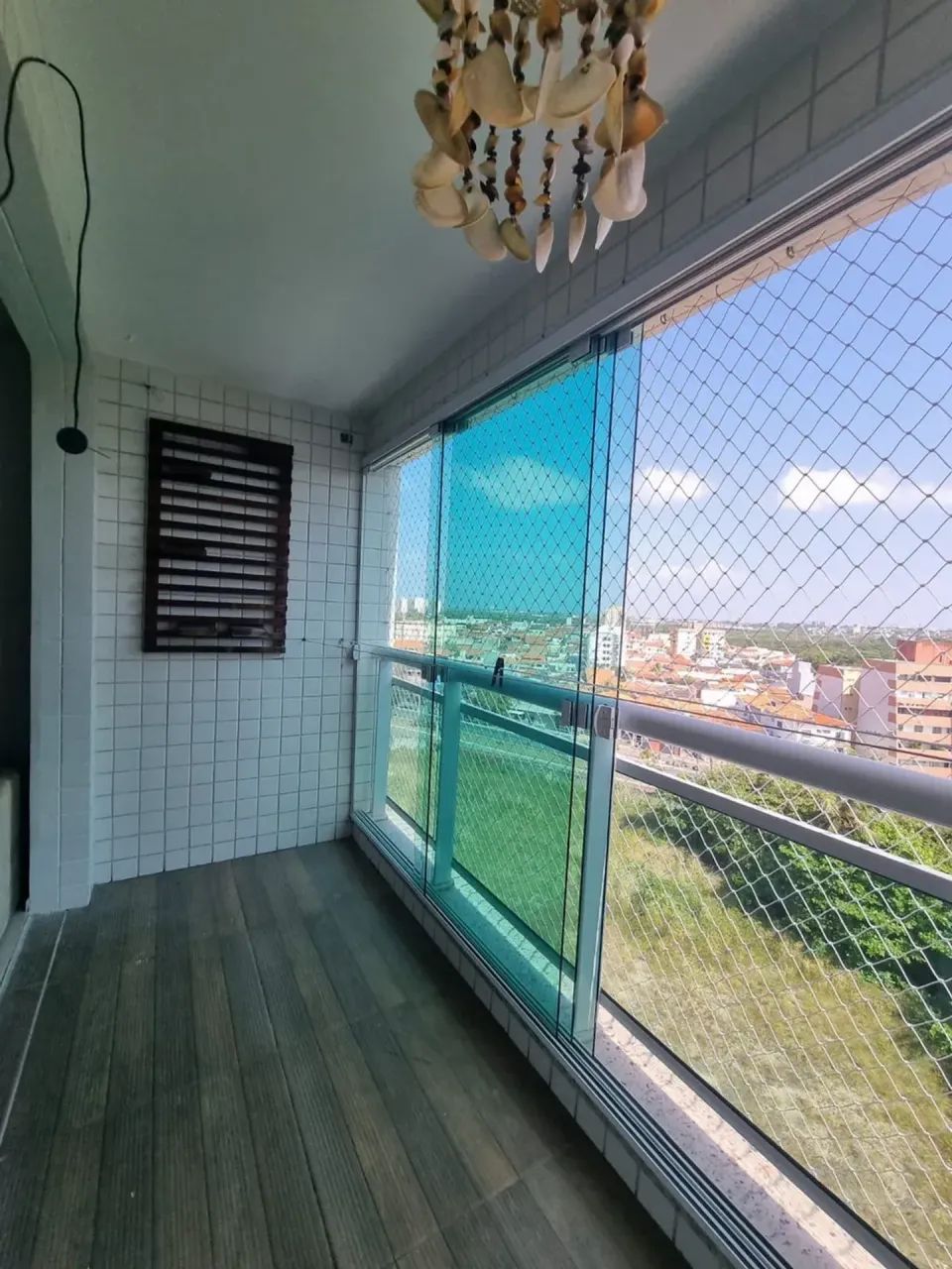APARTAMENTO MOBILIADO NO RENASCIMENTO COM 3 QUARTOS