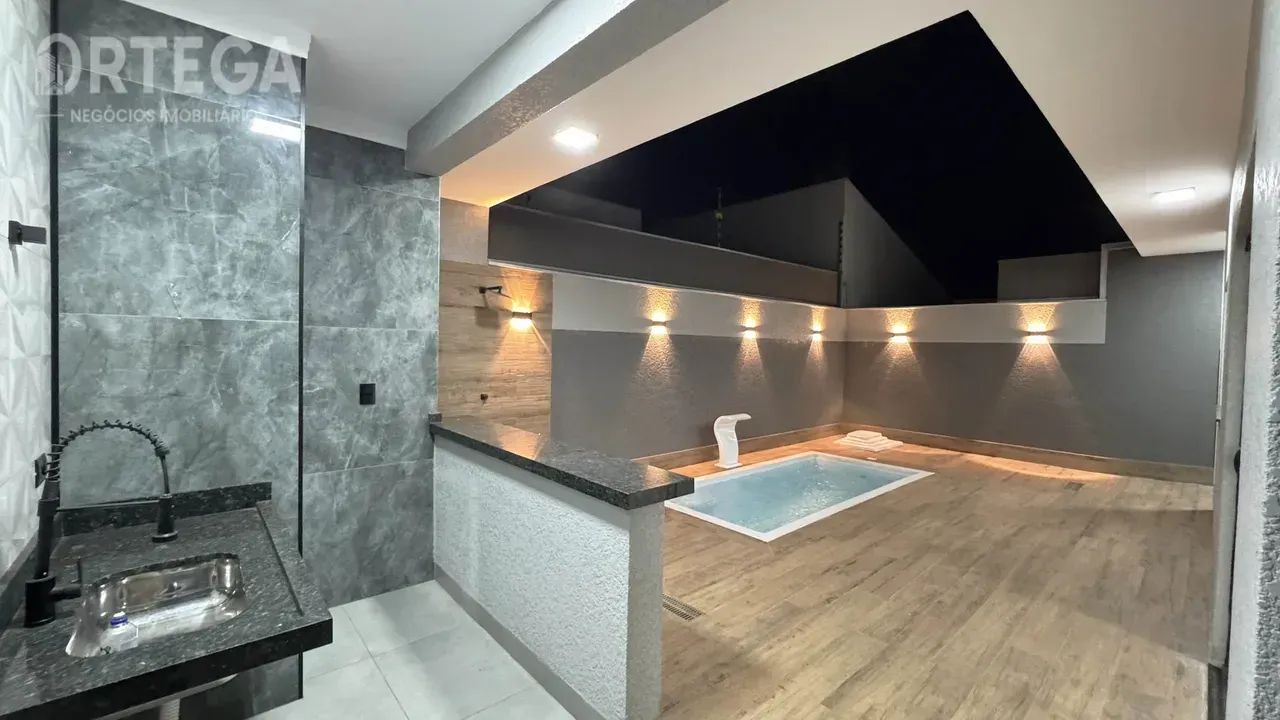 Casa para venda com 3 quartos em Maringá - PR