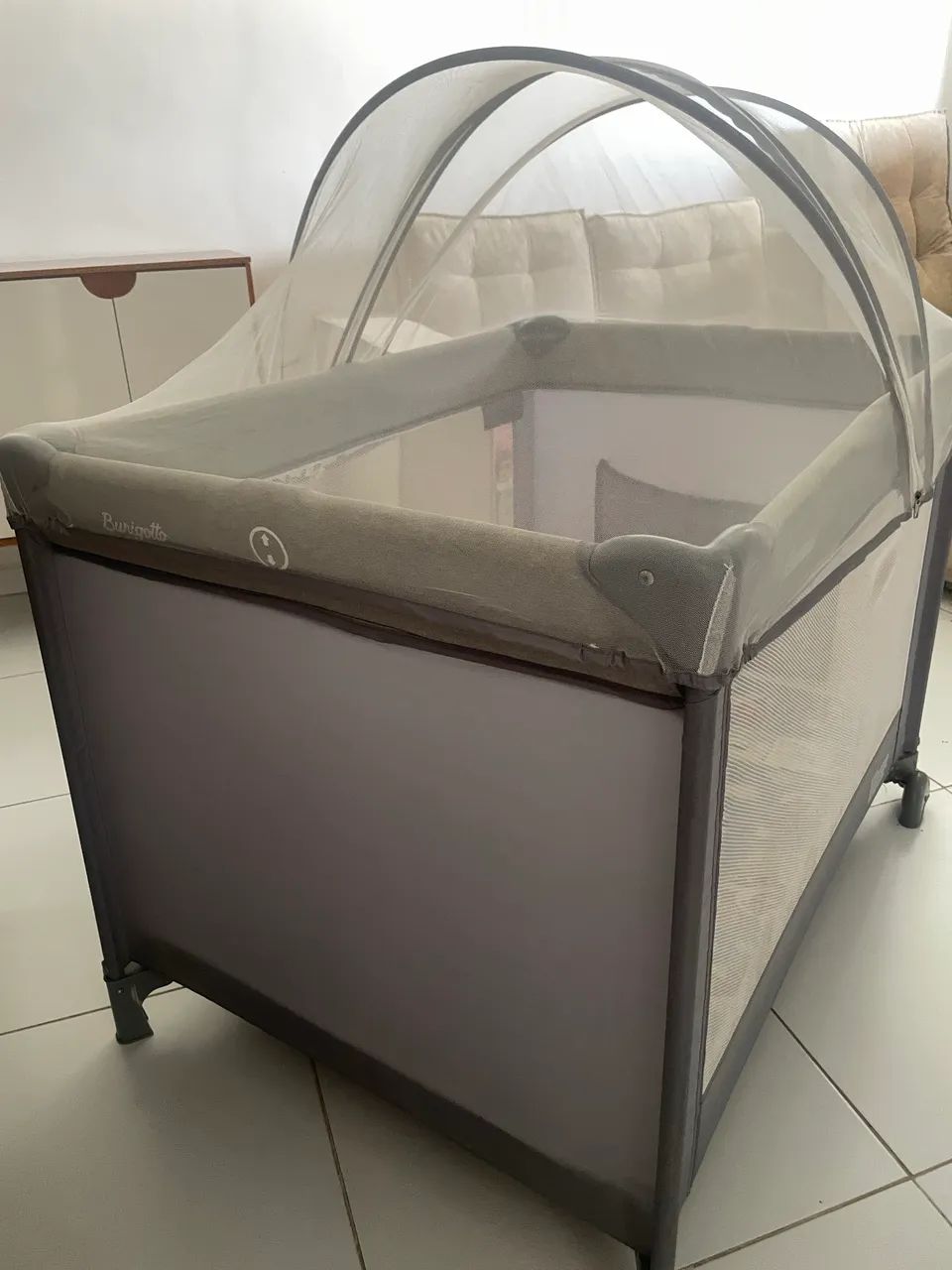 Cercadinho com colchão 