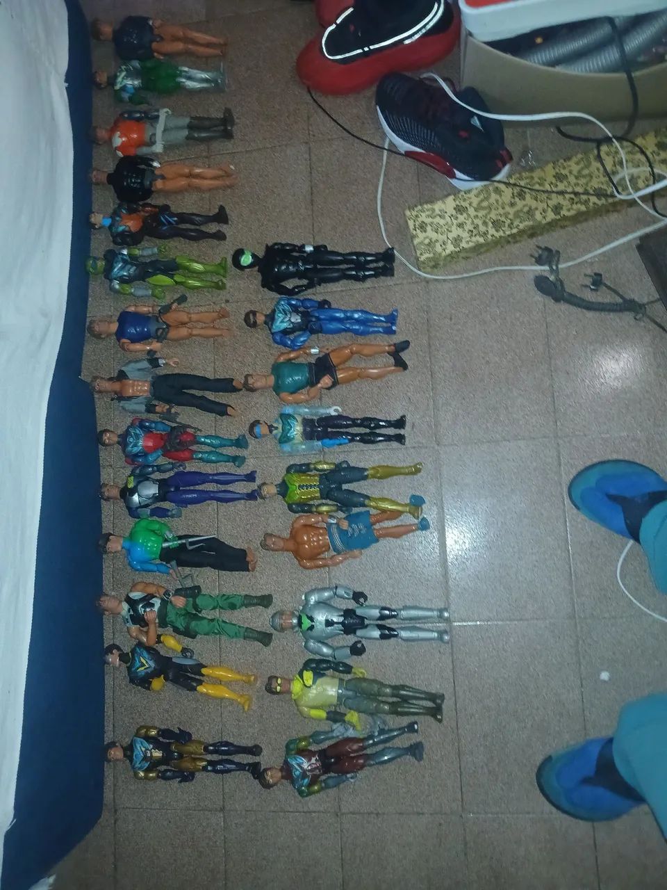 Bonecos Marvel Dc e max steel - Foto 4