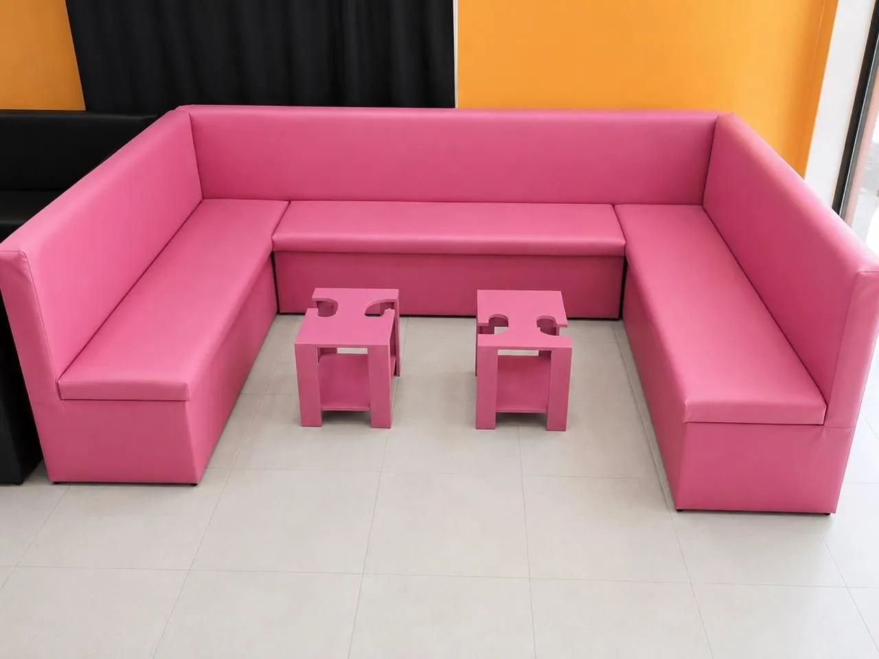 Sofa booth medindo 1,20 promoção 1,600 o conjunto  - Foto 5