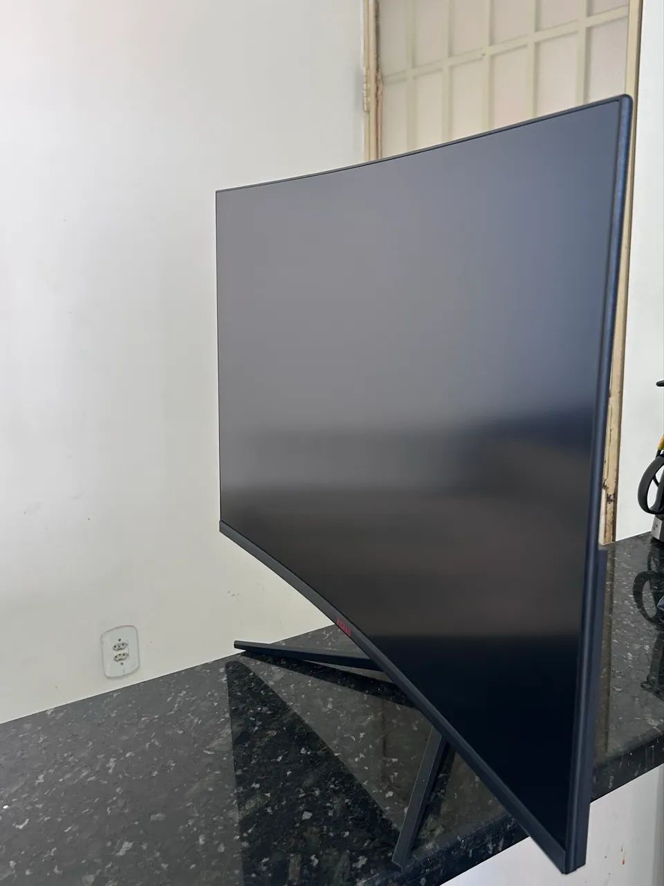 Monitor Gamer Curvo - Foto 3