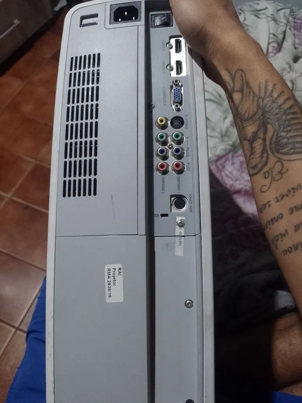 Projetor usado na loja tá 7 mil e pouco só precisa trocar lâmpada que é uns 500 - Foto 3