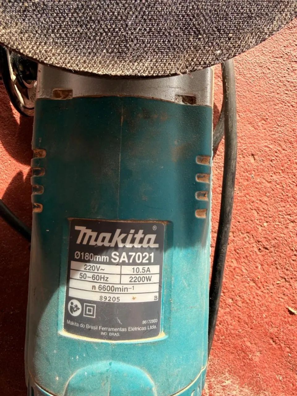 Lixadeira Angular Makita SA7021 7? 2200W - Foto 2