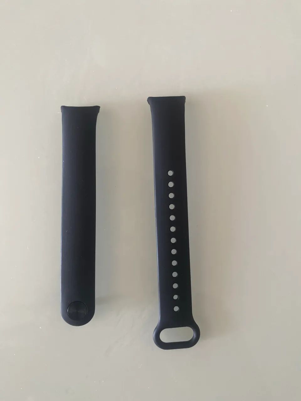 Pulseira de Silicone/Borracha para Xiaomi Smart Band 8 - Preta - Foto 2
