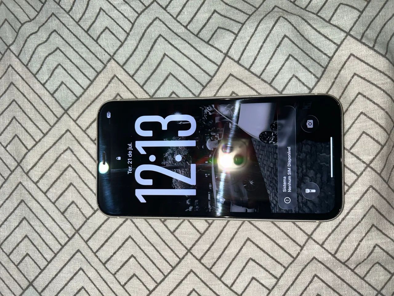 iPhone 11 à venda! 