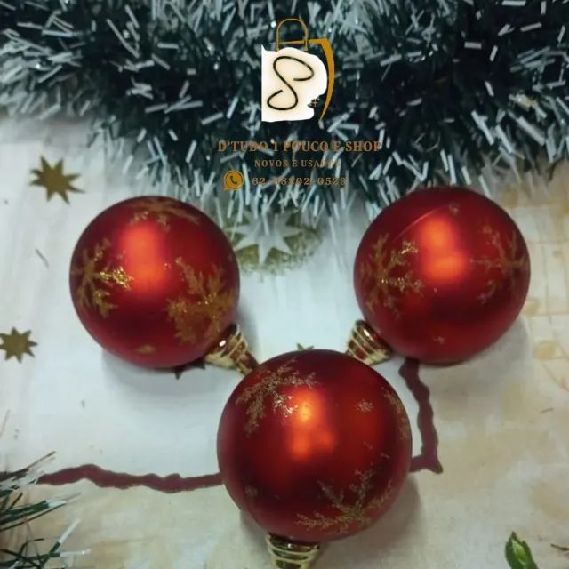 KIT C/ 03 BOLAS DE NATAL VERMELHAS COM DOURADO- 08CM IMPORTADAS E.U.A - Foto 3