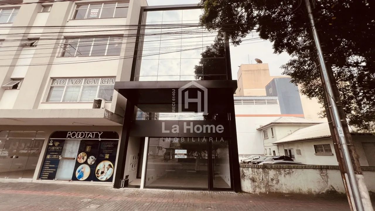 Prédio Comercial para Venda/Locação no Centro de Blumenau.