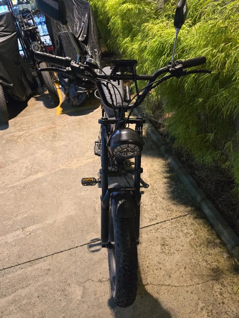 Bike elétrica V8 + acessórios - Foto 5