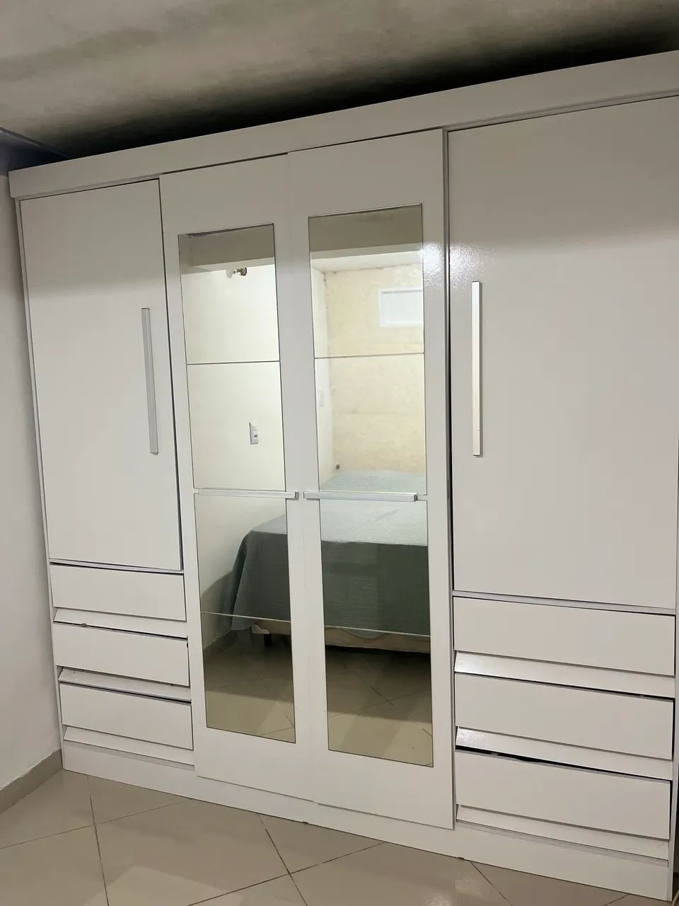 Guarda - roupa 