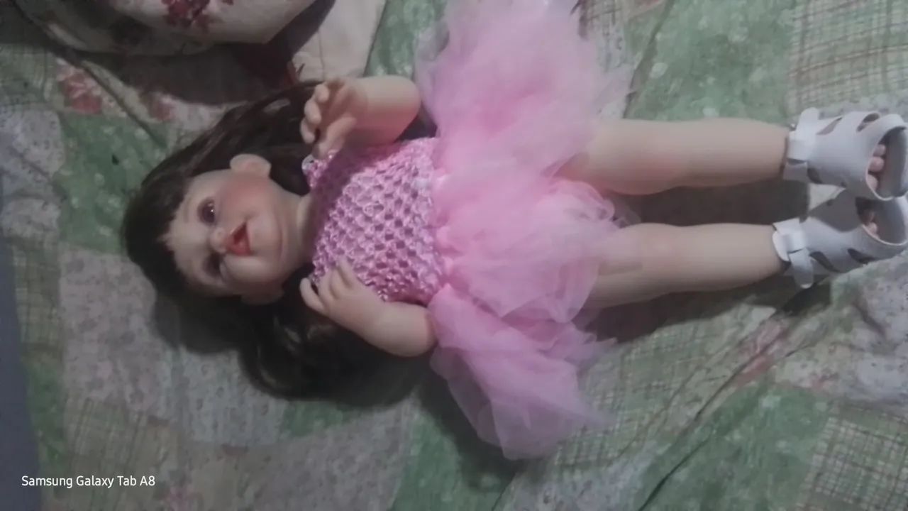 Boneca Bebê Reborn com Corpinho todo em Vinil  - Foto 2