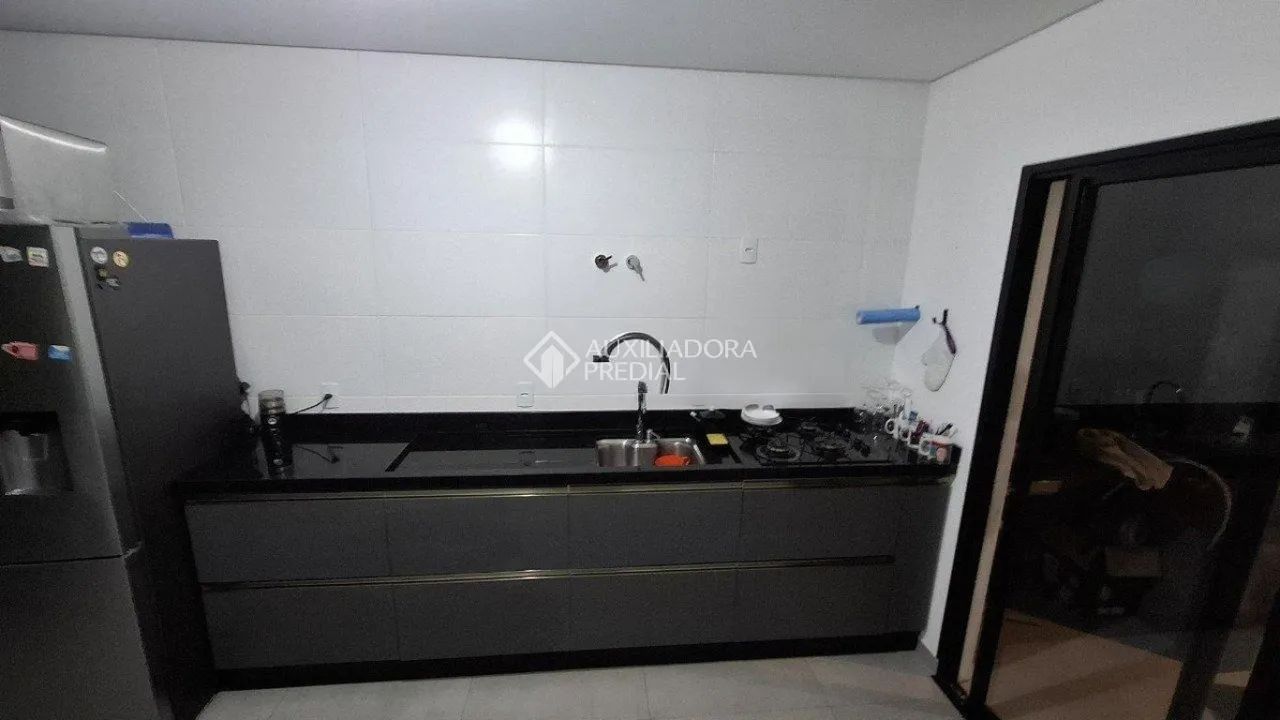 Lindo sobrado no Aririu - Foto 5