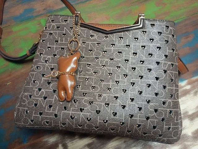 Bolsa Feminina Chenson Nova Nunca Usada - Foto 3