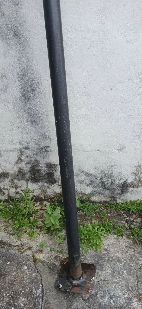 Poste de Iluminacao para Jardim - Foto 3