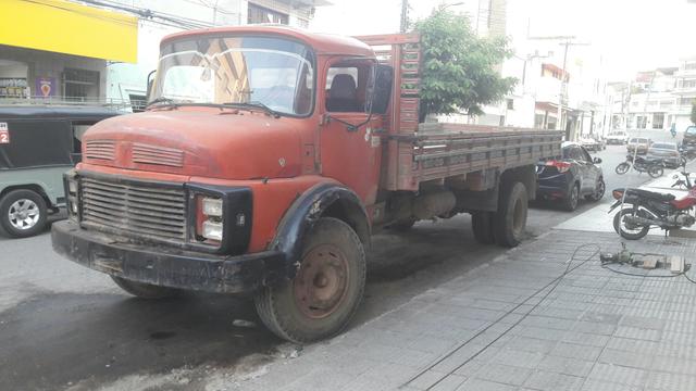 Caminhão mercedes 1513 toco