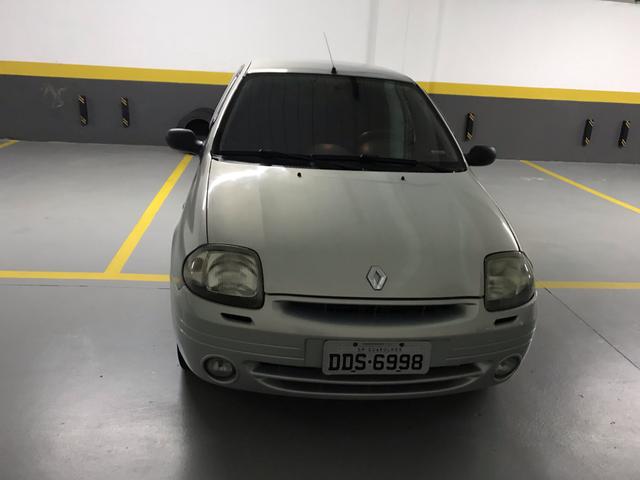 Clio Sedan 1.0 RT 2001 completo - Foto 5