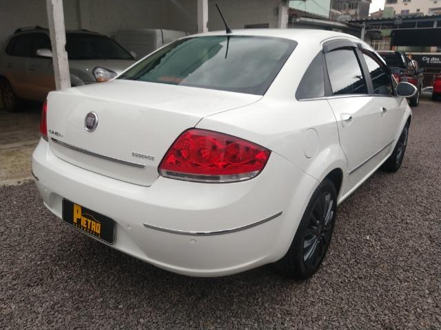 Fiat Linea Essence 1.8 16V - Foto 5