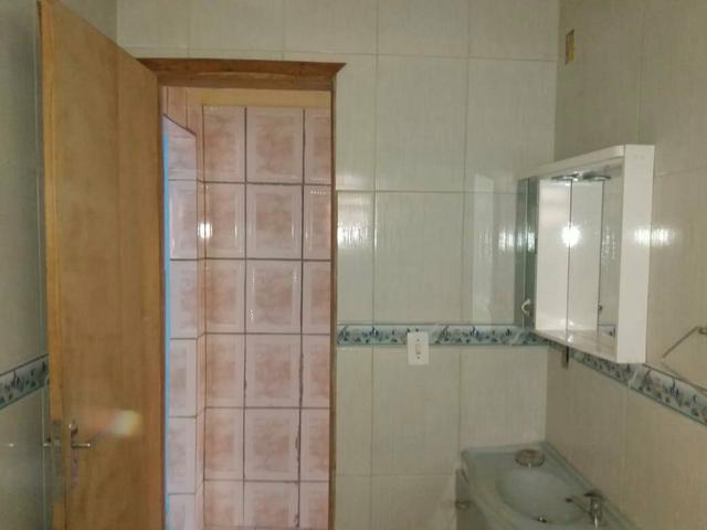 Vendo imóvel com duas casas e amplo terreno em Austin - Nova Iguaçu - Foto 8