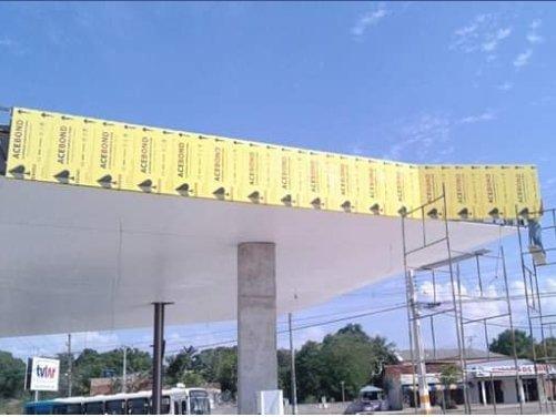 Fachada de acm