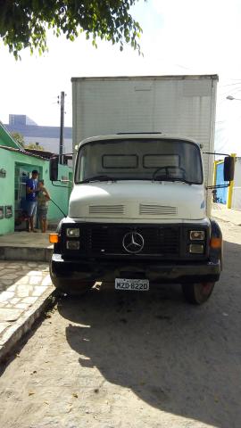 Caminhão semi novo