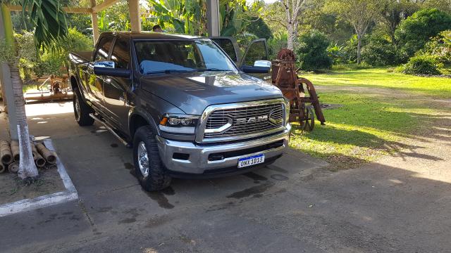 Dodge RAM 6.7 Turbo Diesel 2012. Frente da 2018 - Foto 14