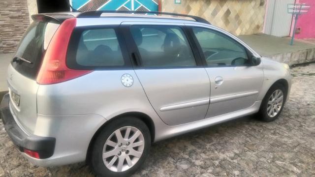 Peugeot 207 SW 1.6 Câmbio Automático - Foto 9