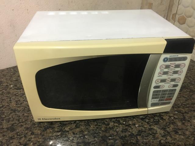 Vendo máquina de crepe e microondas - Foto 5
