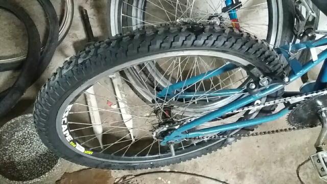 Bicicleta aro 24 - Foto 3