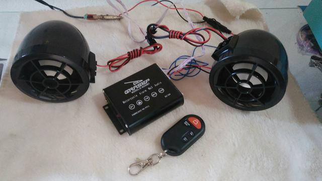 Caixinhas de som para motos com Bluetooth