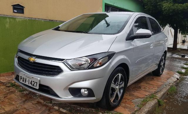 Vendo ou troco carro ônix 1.4ltz passo cartao - Foto 2