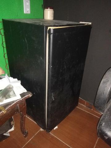 Frigobar grande
