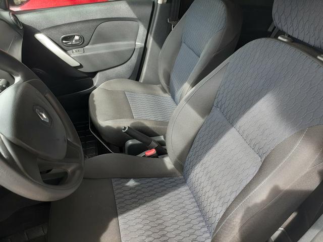 Sandero 4.000 de entrada!!! - Foto 3