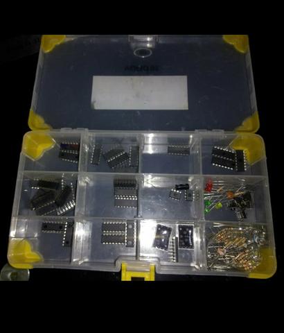 Placa de protótipo de circuitos integrados (Protoboard) Hiraki HK-P300 - Foto 2