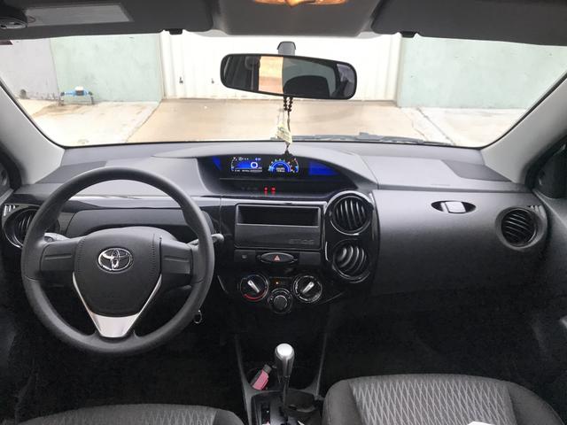 Toyota Etios - Foto 2