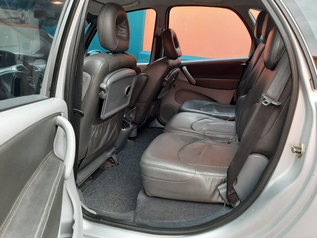 Vendo Picasso Xsara 2006 câmbio manual! - Foto 6